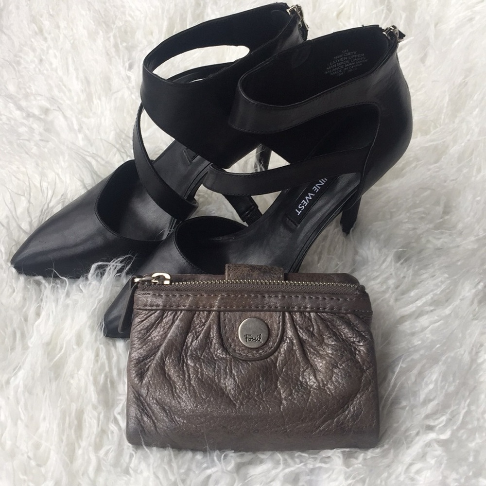 Fossil trifold wallet